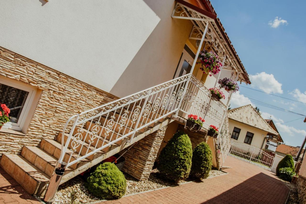 Vila Adria Hrabusice Exterior photo