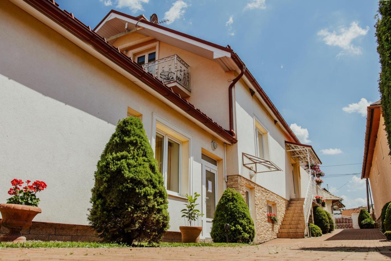 Vila Adria Hrabusice Exterior photo